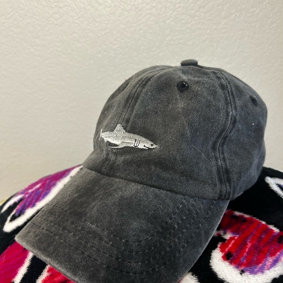 SHEIN Gray Shark Embroidered Cap - Picture 2 of 2